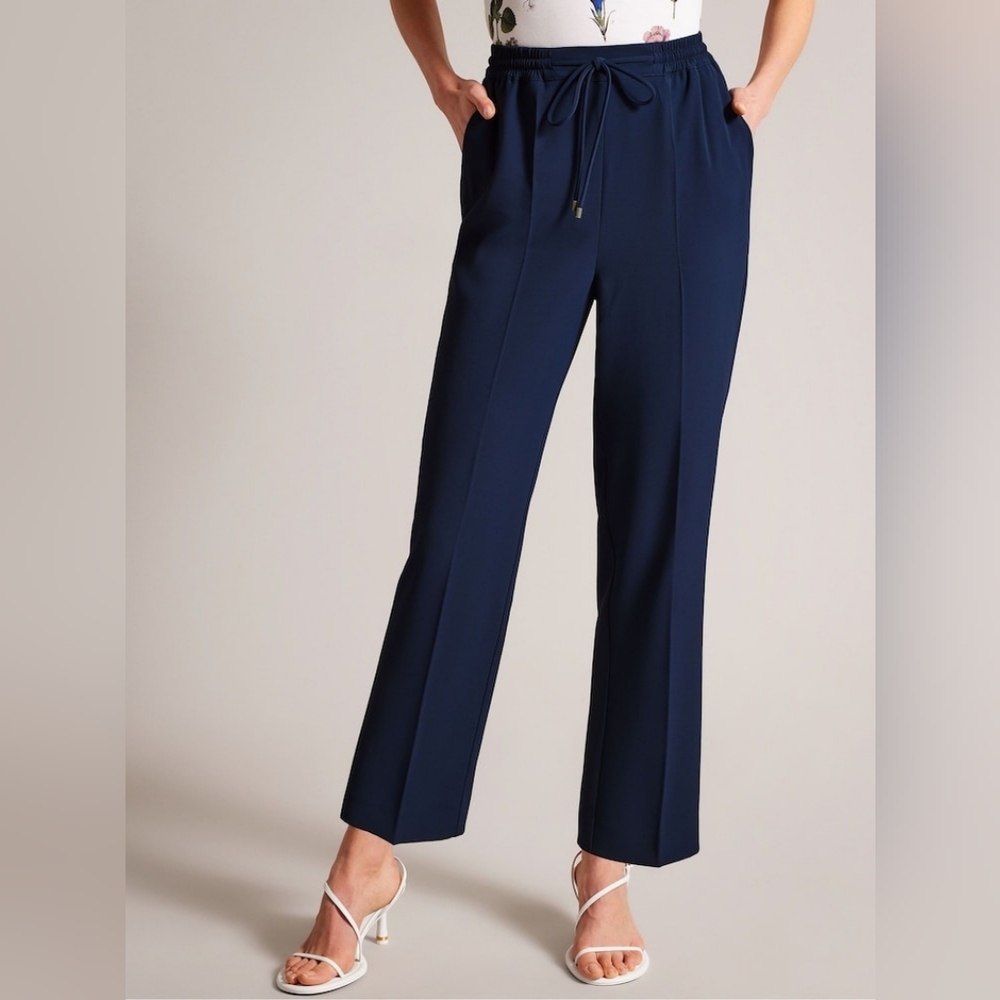 Ted BakerLaurai Slim Cut Ankle Joggers. Size 4 LARGE (L)